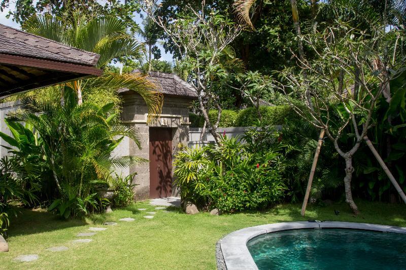 The Amala Estate Hotel Seminyak  Exterior photo